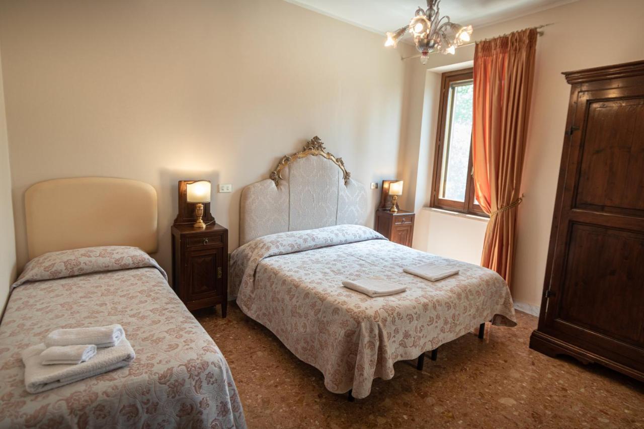 Agriturismo Villa Val D'Olivi Capodacqua  Exterior foto