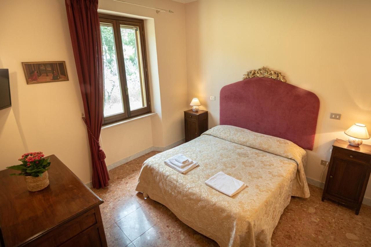 Agriturismo Villa Val D'Olivi Capodacqua  Exterior foto