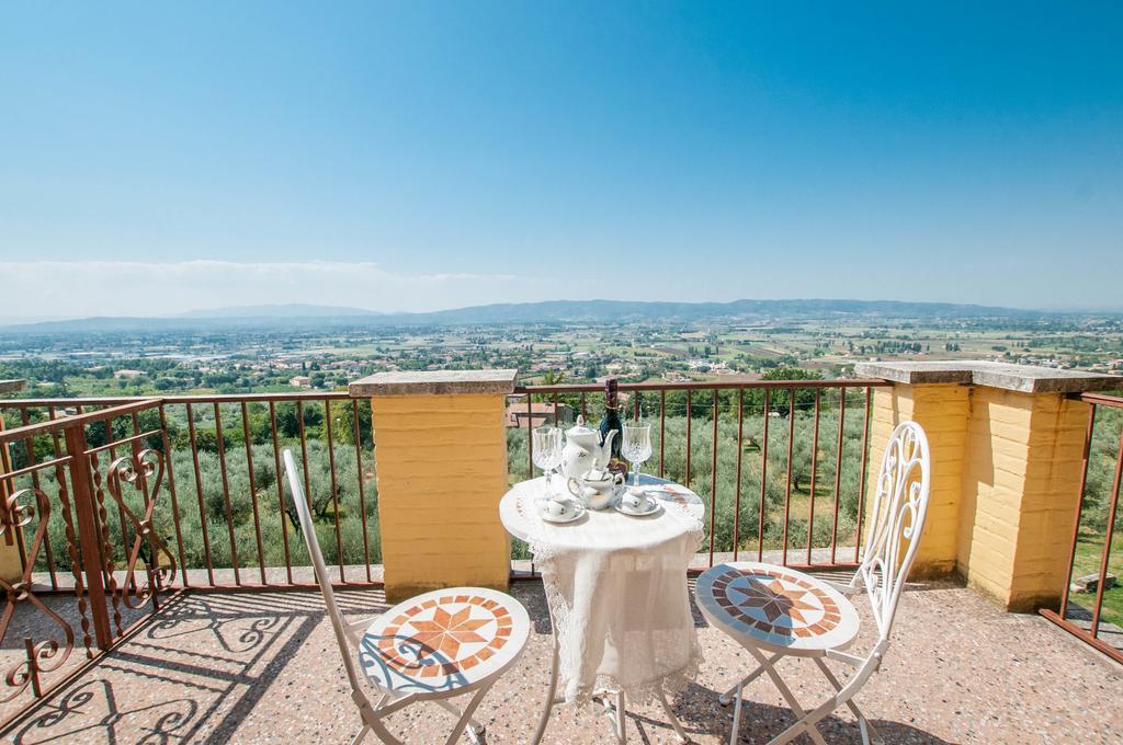Agriturismo Villa Val D'Olivi Capodacqua  Exterior foto